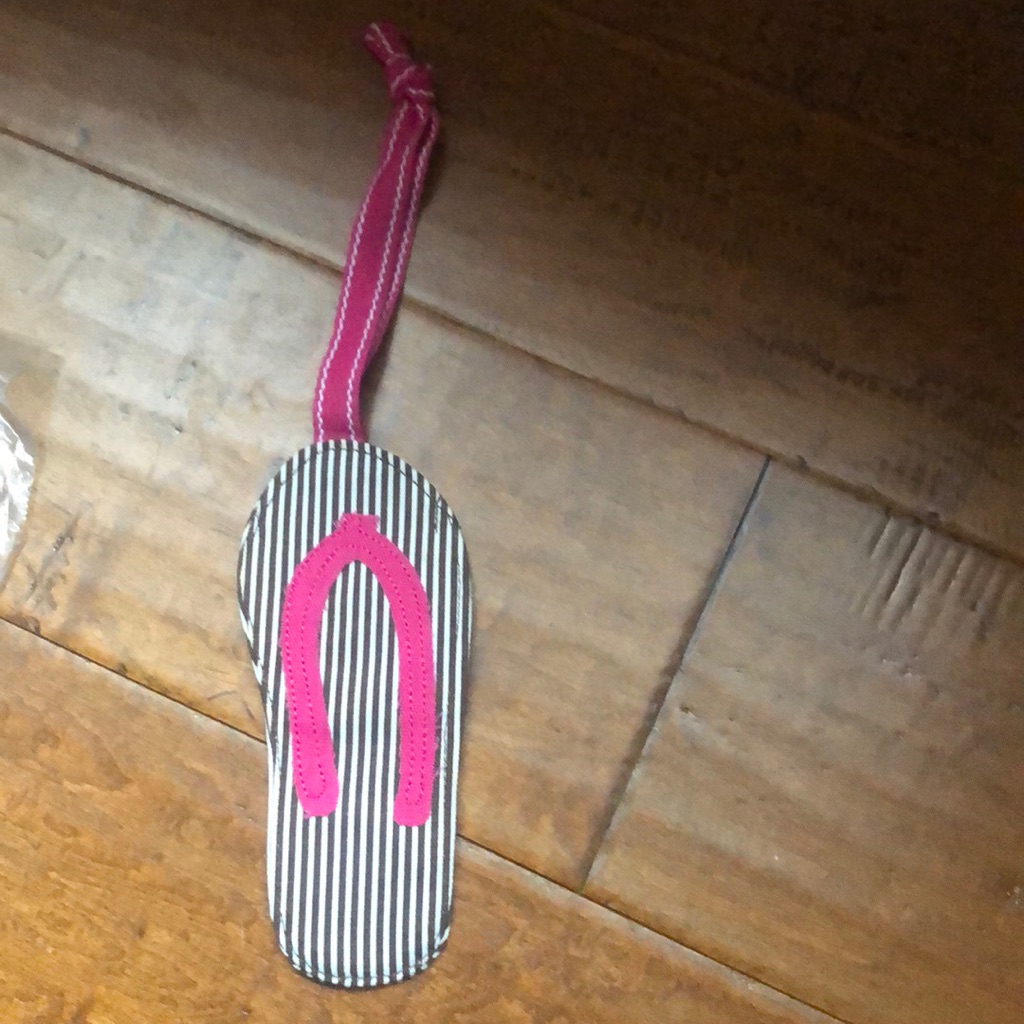 Brand New ThirtyOne Flip Flop Luggage Tag